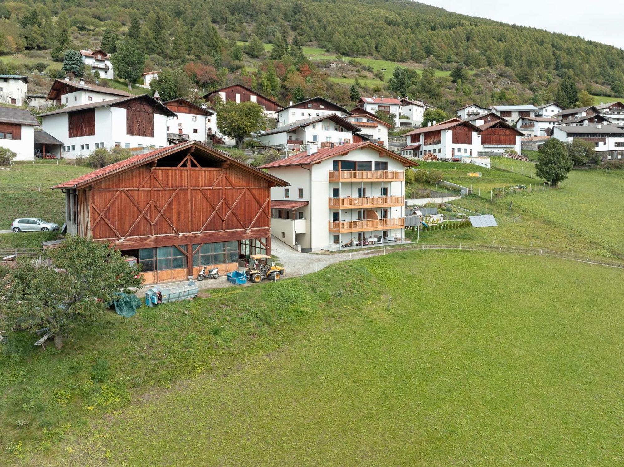 Gurschlerhof Apartment Lasa Exterior photo